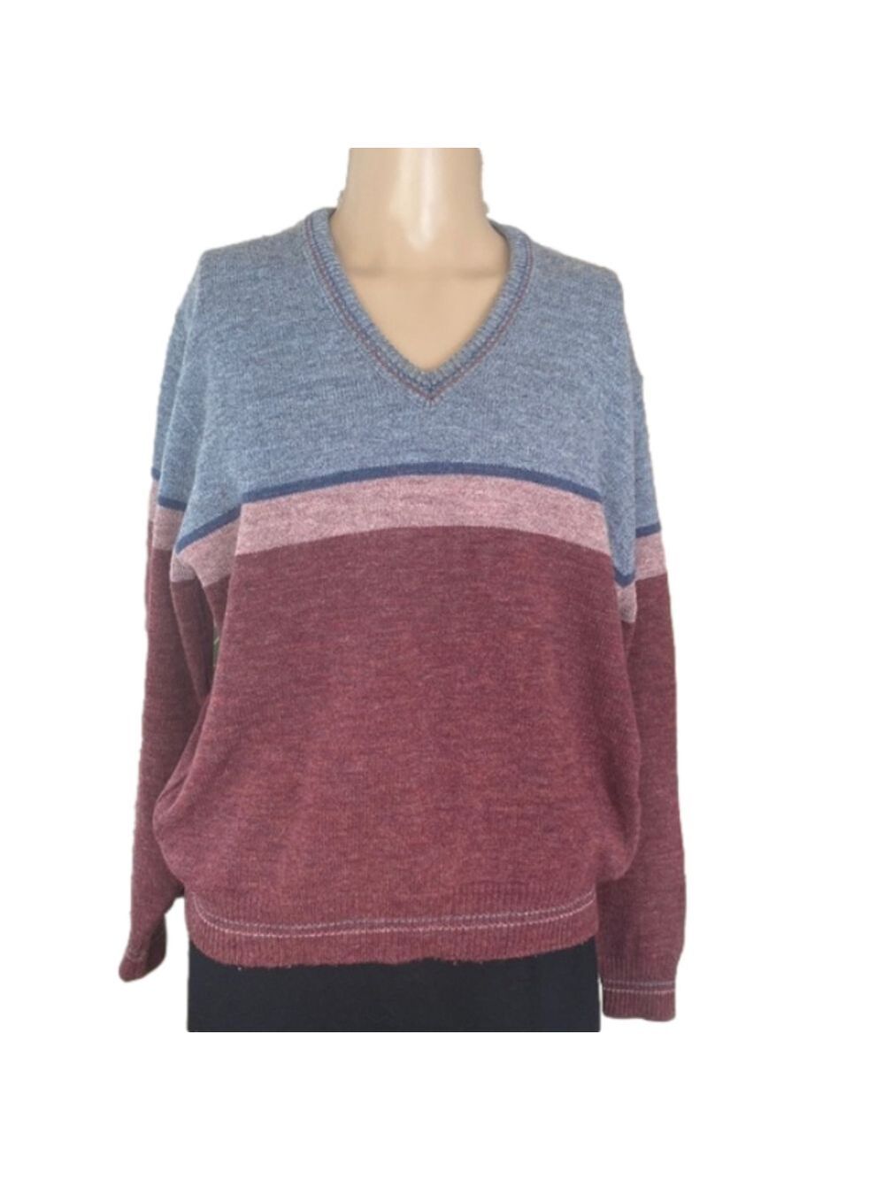 Pinnacle vintage sweater